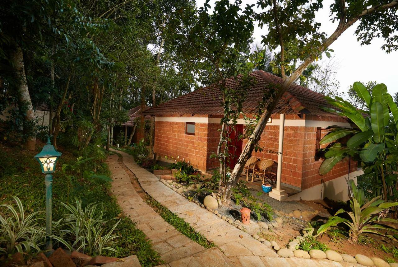 Raindrops Resorts Wayanad سلطان بتيري المظهر الخارجي الصورة